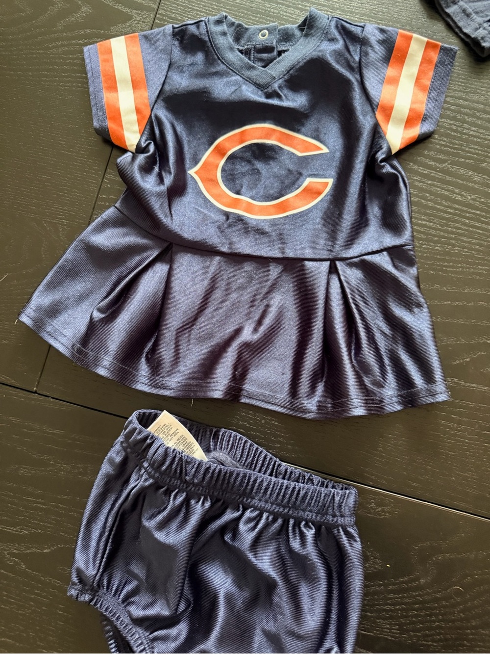 NFL Team Apparel Chicago Bears NFL Outfit Set Navy Orange White 3-6 Months